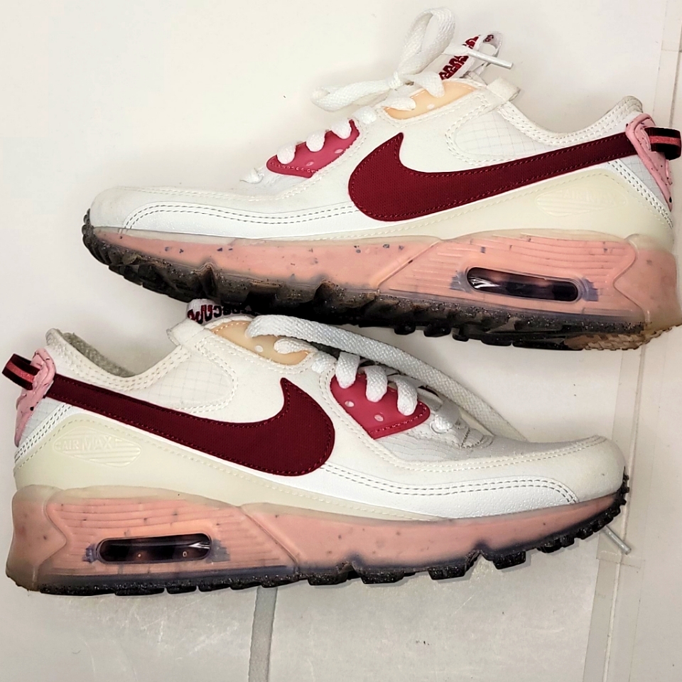 Womens Nike Brand Air Max Terrascape 90
